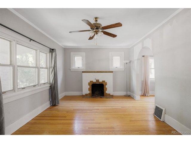 851 S Vine St, Denver, CO 80209