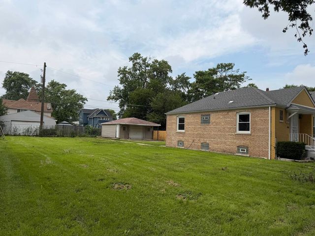 10122 S WALLACE Street, Chicago, IL 60628