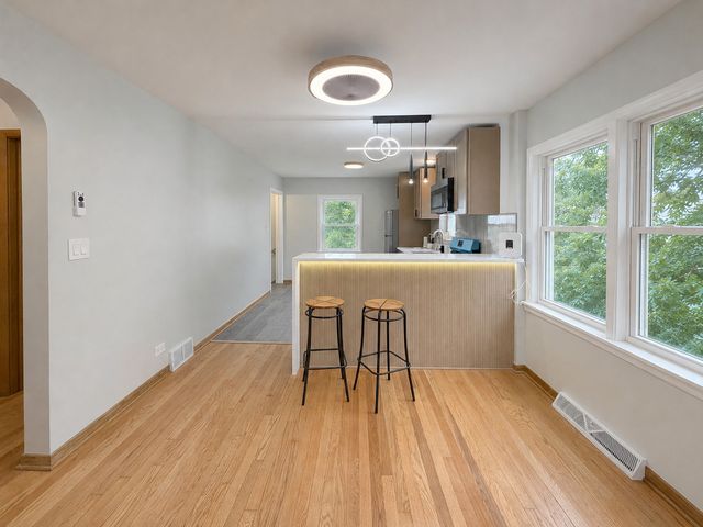10122 S WALLACE Street, Chicago, IL 60628