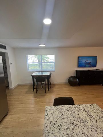 23 Saxony A, Delray Beach, FL 33446