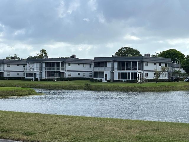 23 Saxony A, Delray Beach, FL 33446