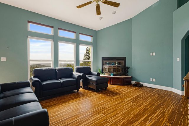 2240 Slate Ct, Greenwood, CA 95635