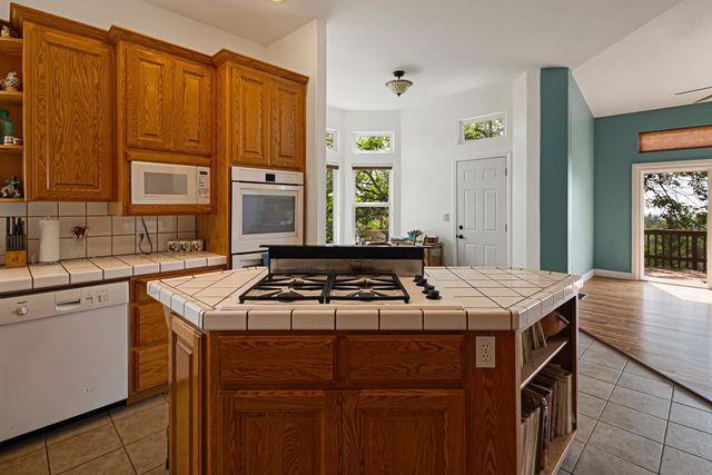 2240 Slate Ct, Greenwood, CA 95635