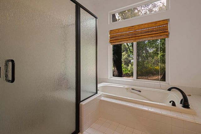 2240 Slate Ct, Greenwood, CA 95635