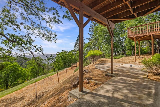 2240 Slate Ct, Greenwood, CA 95635