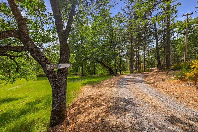 2240 Slate Ct, Greenwood, CA 95635