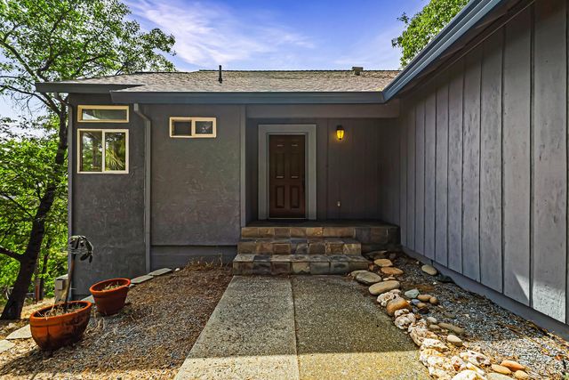 2240 Slate Ct, Greenwood, CA 95635