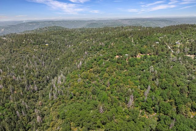 2240 Slate Ct, Greenwood, CA 95635