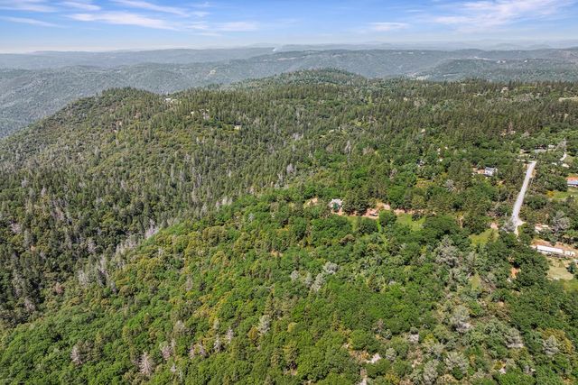 2240 Slate Ct, Greenwood, CA 95635