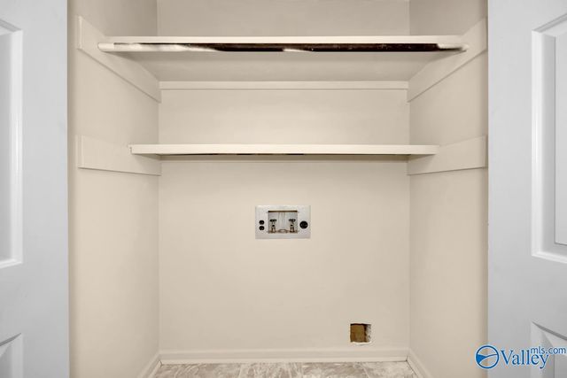 2048 Woodlawn Drive 2048, Huntsville, AL 35802