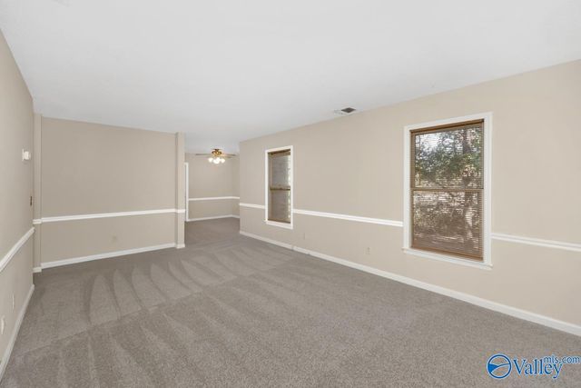 2048 Woodlawn Drive 2048, Huntsville, AL 35802