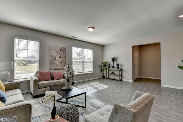292 Grey Falcon Avenue, Braselton, GA 30517