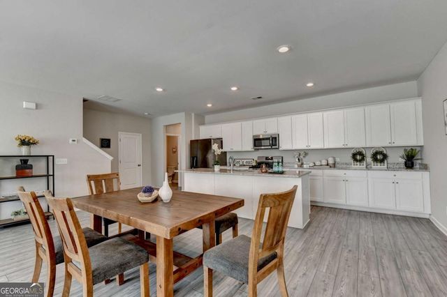 292 Grey Falcon Avenue, Braselton, GA 30517