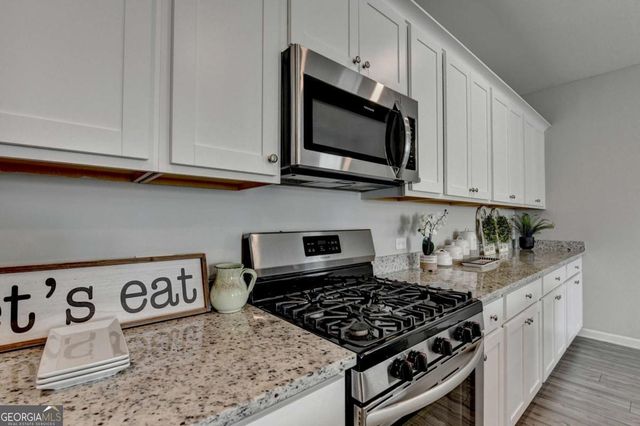 292 Grey Falcon Avenue, Braselton, GA 30517