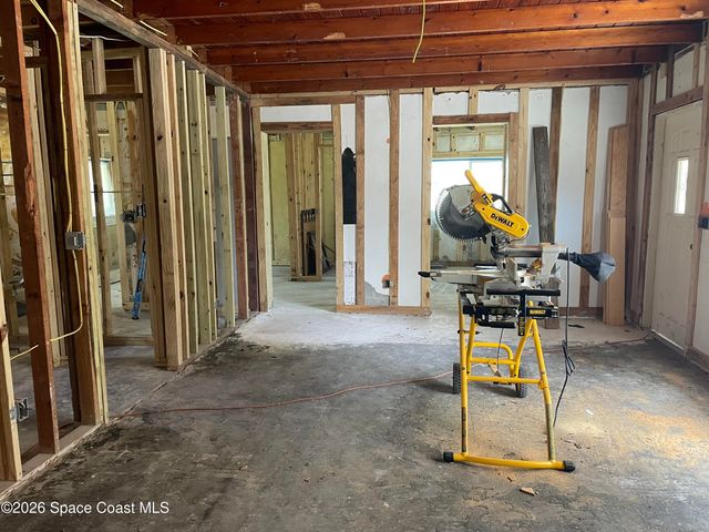 2360 Cottonwood Avenue, Melbourne, FL 32904