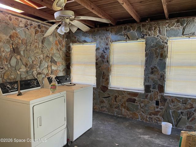 2360 Cottonwood Avenue, Melbourne, FL 32904