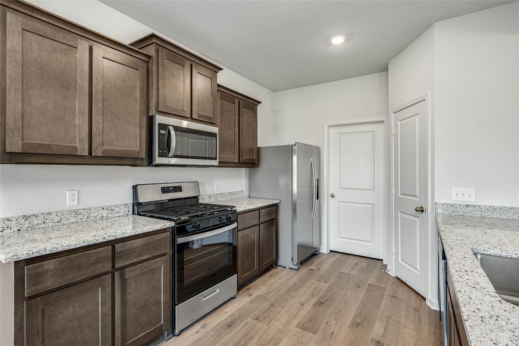11213 Santana Drive, Fort Worth, TX 76108 — photo 2
