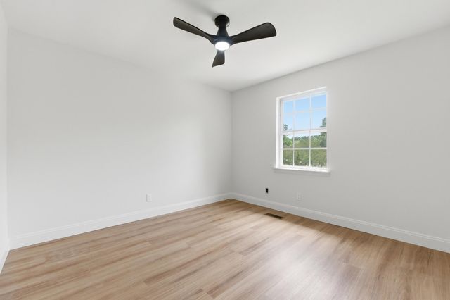 1843 Snoopy Lane, Hixson, TN 37343