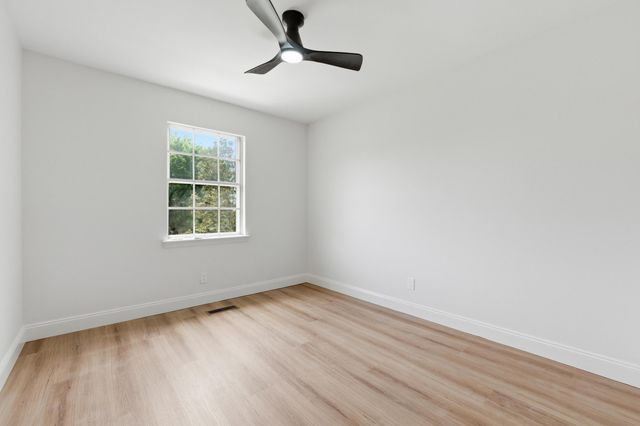 1843 Snoopy Lane, Hixson, TN 37343