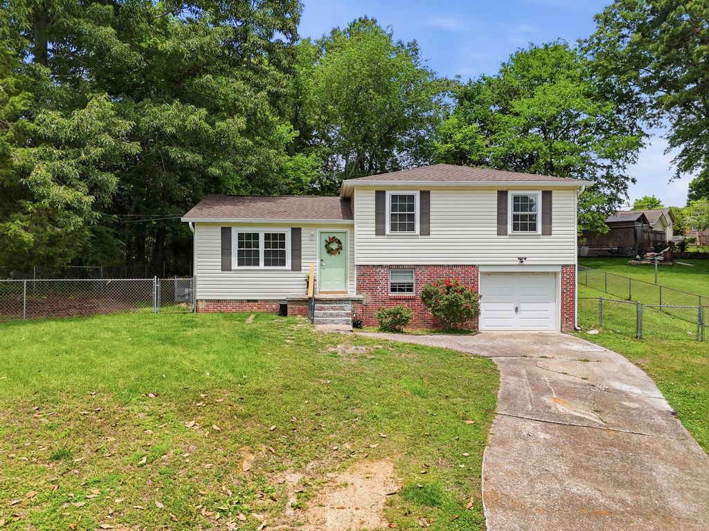 1843 Snoopy Lane, Hixson, TN 37343