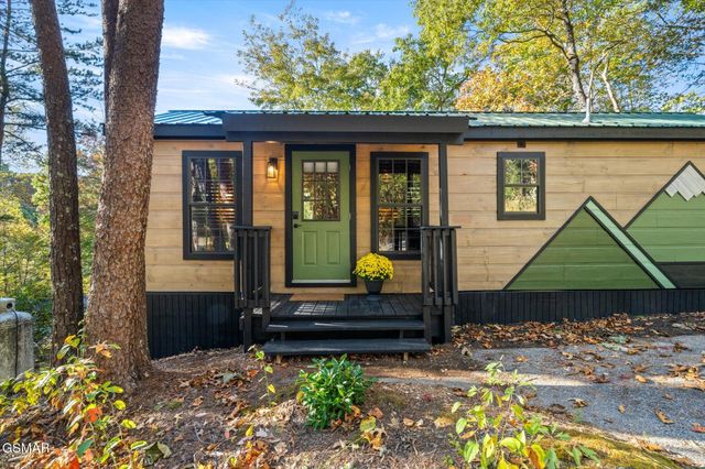 1107 Ridgefield Drive, Sevierville, TN 37876