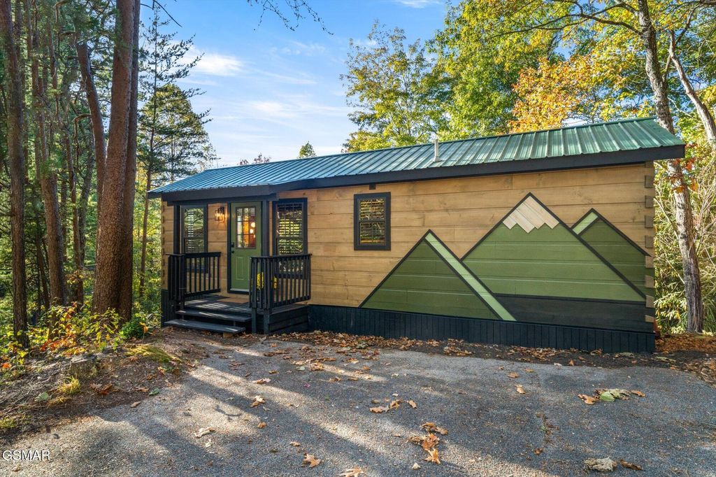 1107 Ridgefield Drive, Sevierville, TN 37876