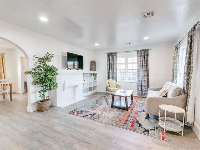 1542 NE 20th Street, Oklahoma City, OK 73111