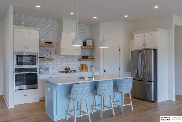 21404 Morning View Drive, Elkhorn, NE 68022