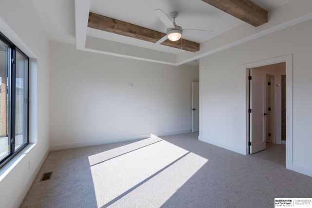 21404 Morning View Drive, Elkhorn, NE 68022