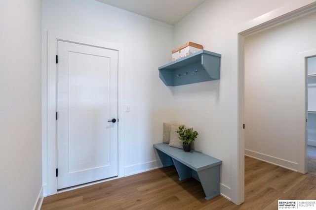 21404 Morning View Drive, Elkhorn, NE 68022