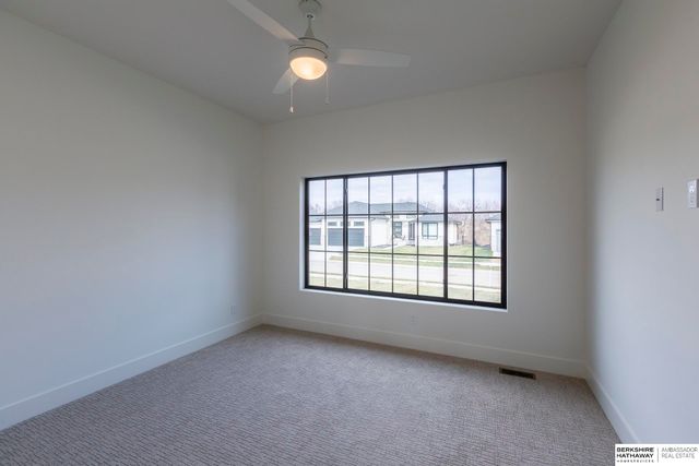 21404 Morning View Drive, Elkhorn, NE 68022
