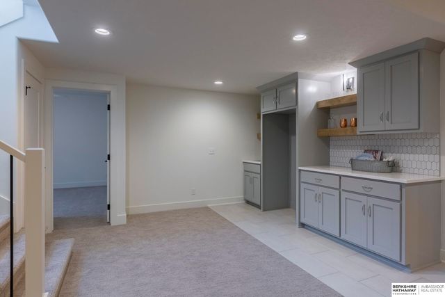 21404 Morning View Drive, Elkhorn, NE 68022
