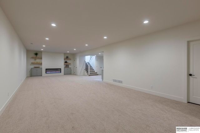 21404 Morning View Drive, Elkhorn, NE 68022