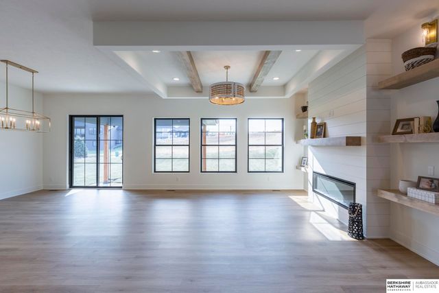 21404 Morning View Drive, Elkhorn, NE 68022