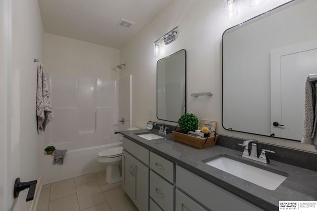 21404 Morning View Drive, Elkhorn, NE 68022