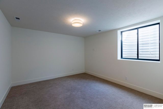 21404 Morning View Drive, Elkhorn, NE 68022