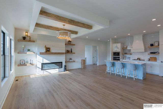 21404 Morning View Drive, Elkhorn, NE 68022