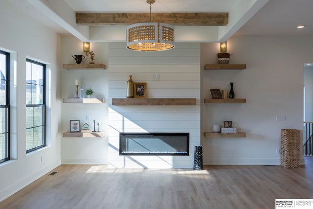 21404 Morning View Drive, Elkhorn, NE 68022