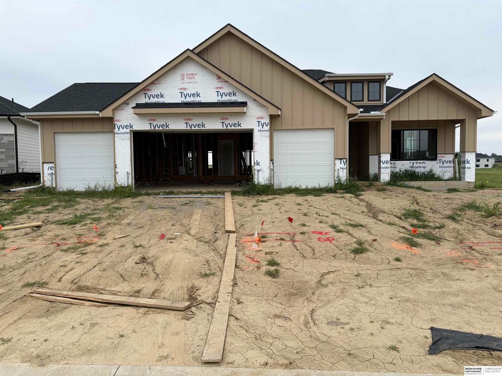 21404 Morning View Drive, Elkhorn, NE 68022