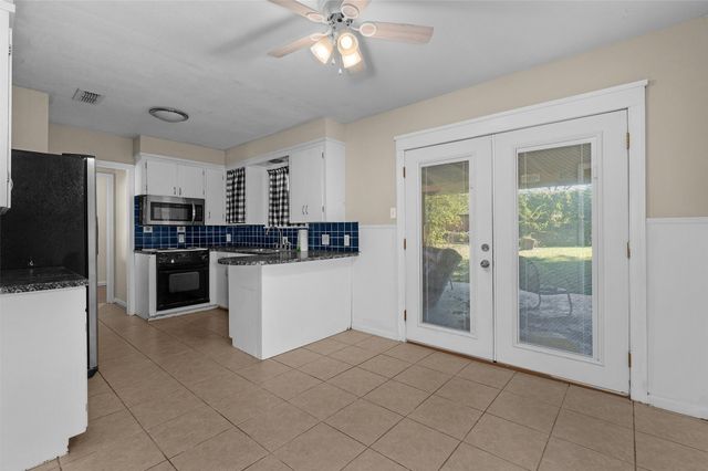 1712 Bradley Street, Bossier City, LA 71112