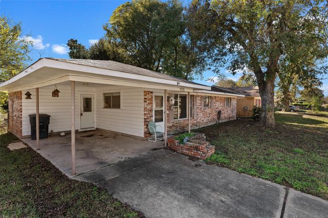 1712 Bradley Street, Bossier City, LA 71112