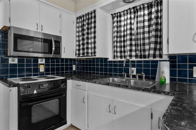 1712 Bradley Street, Bossier City, LA 71112