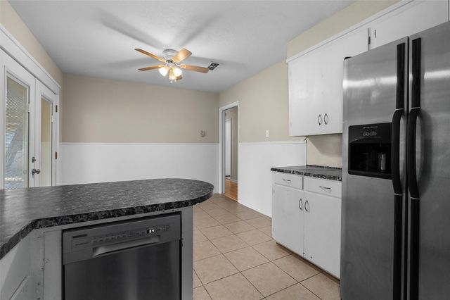 1712 Bradley Street, Bossier City, LA 71112