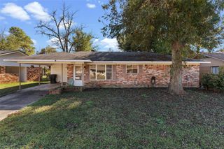 1712 Bradley Street, Bossier City, LA 71112