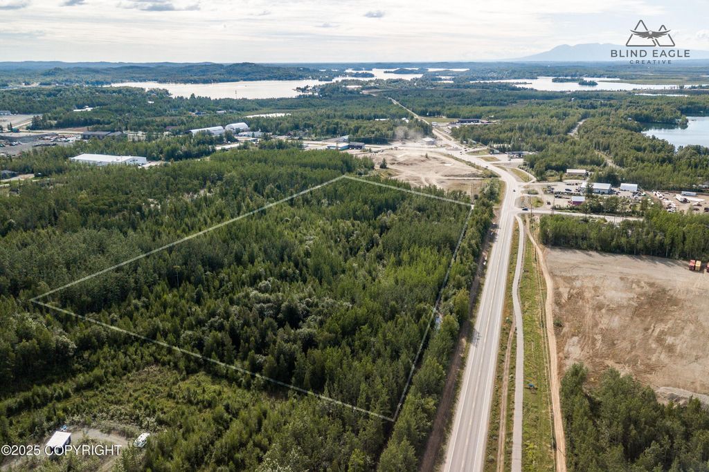 14596 W Big Lake Road, Big Lake, AK 99652