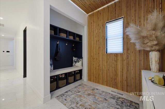 5778 N Stafford Ln, Meridian, ID 83646