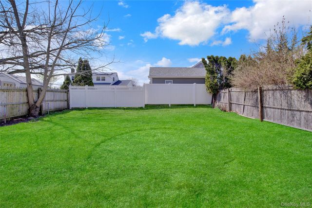 181 N 3rd Street, Bethpage, NY 11714