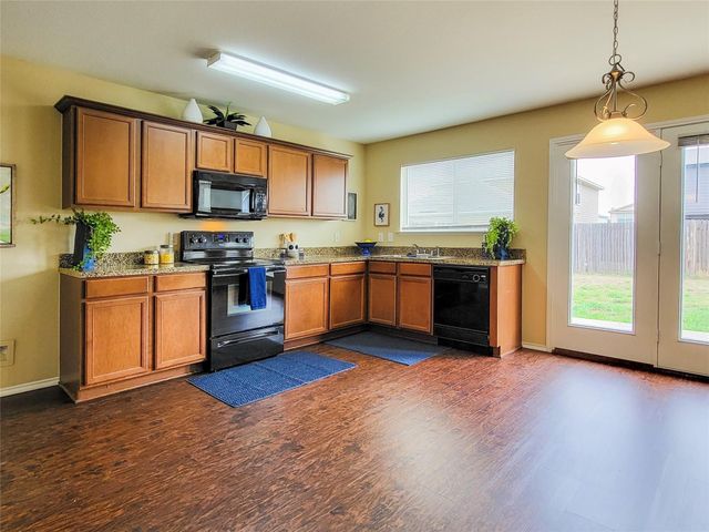 1705 Wickham Drive, Burleson, TX 76028