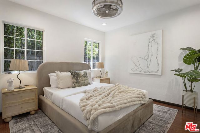 19345 Archwood Street, Los Angeles, CA 91335