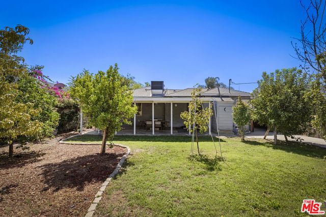 19345 Archwood Street, Los Angeles, CA 91335